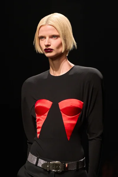 Look 50